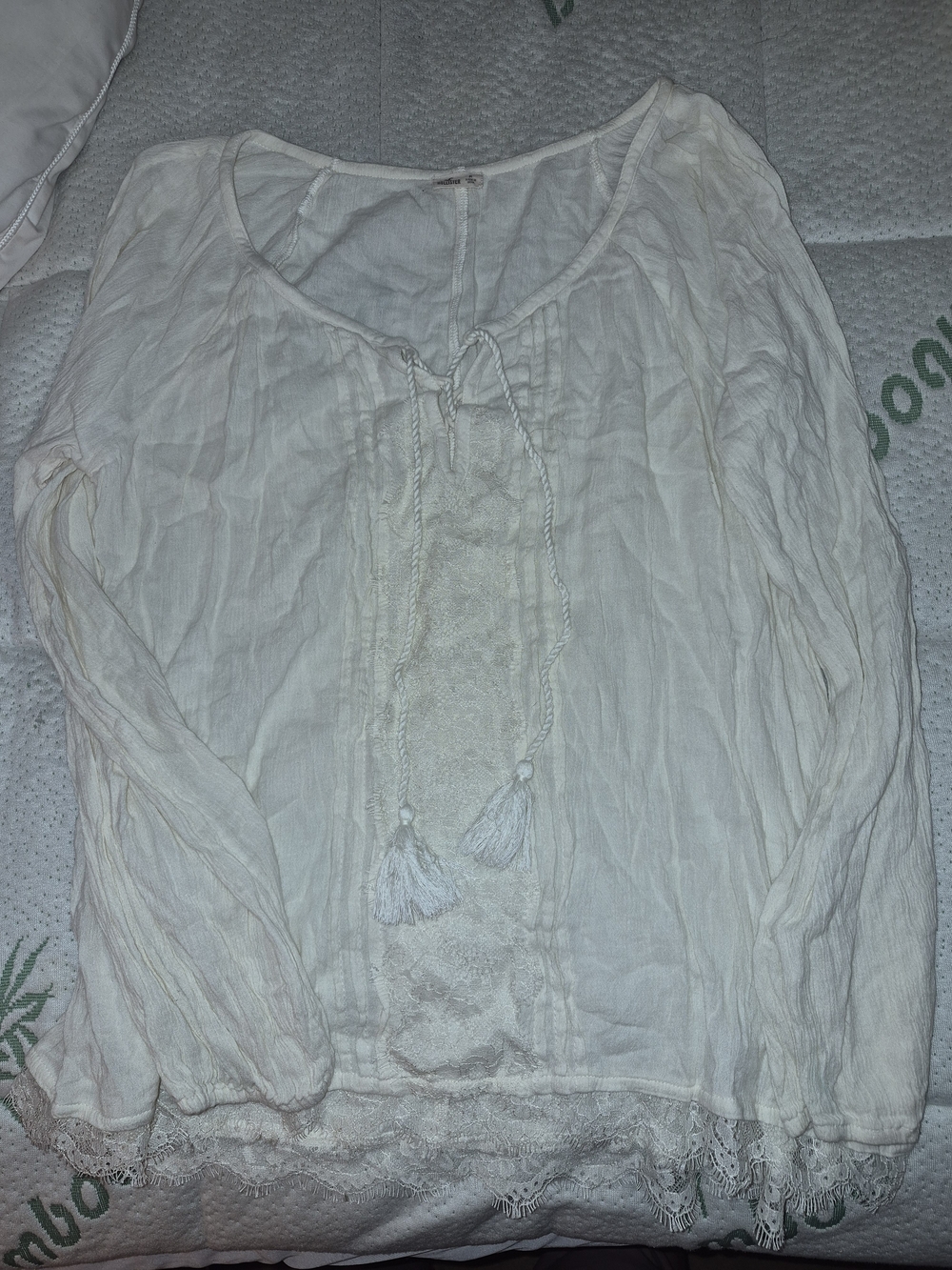 Hollister Cream Lace-Trim Peasant Tunic